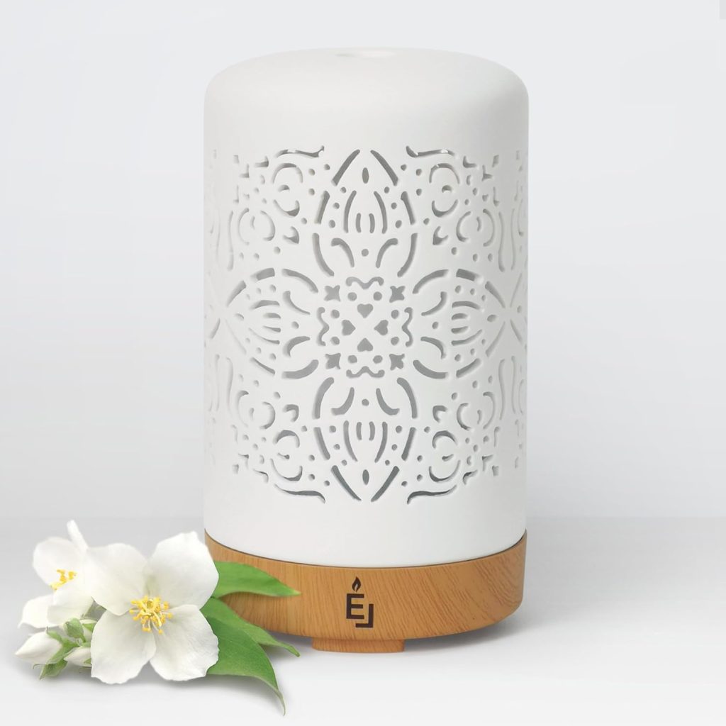Essential oil decorative home diffuser